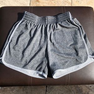 Champion Women’s Running Shorts with pockets -EUC